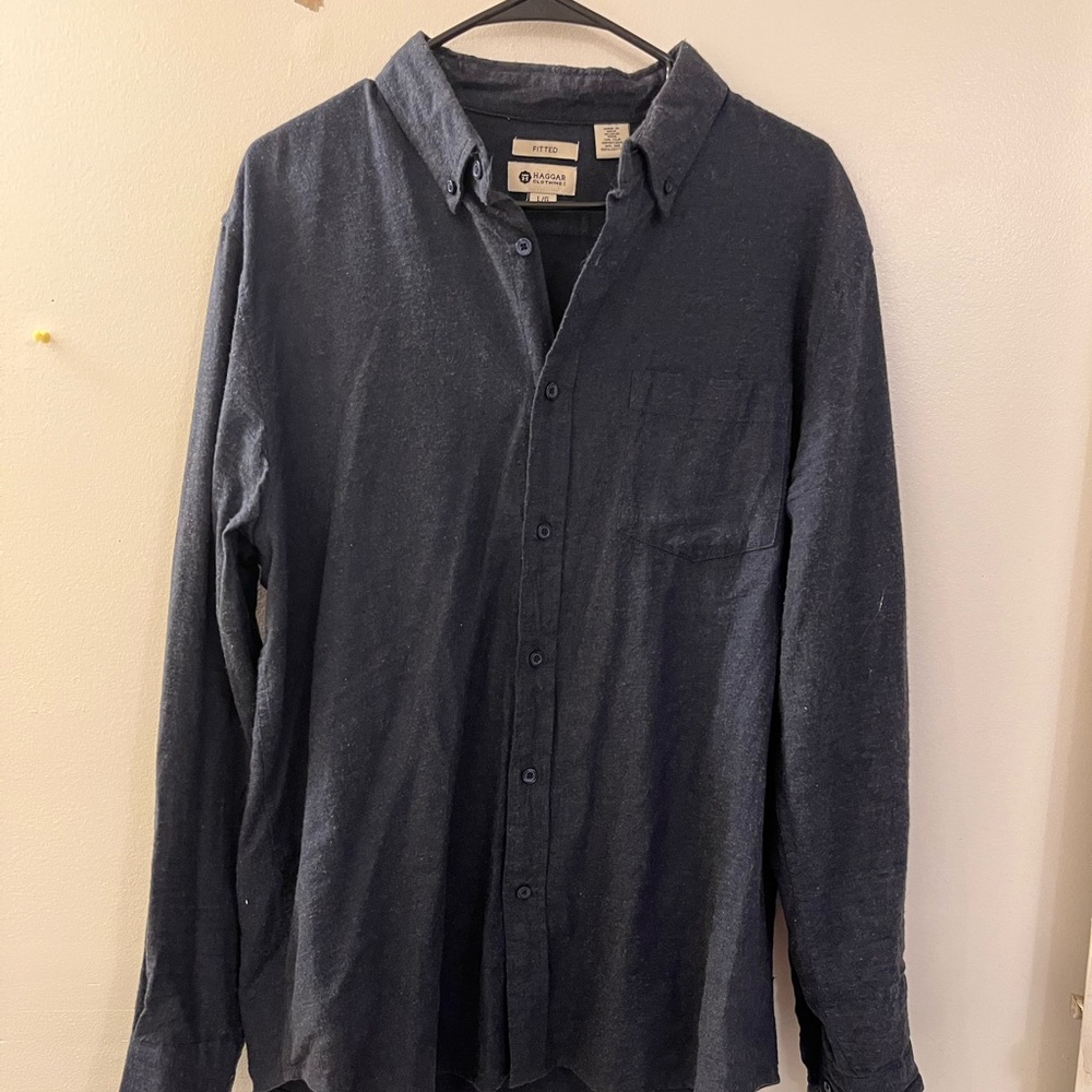 Haggar large fitted button up for men